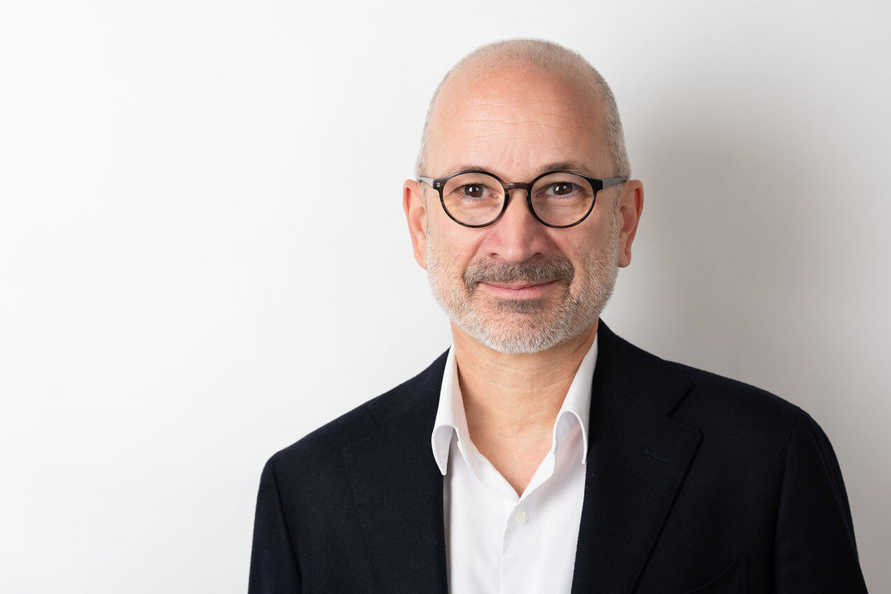 Portrait photo Steffen Martus