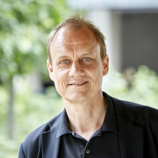 portrait photo A. Favell