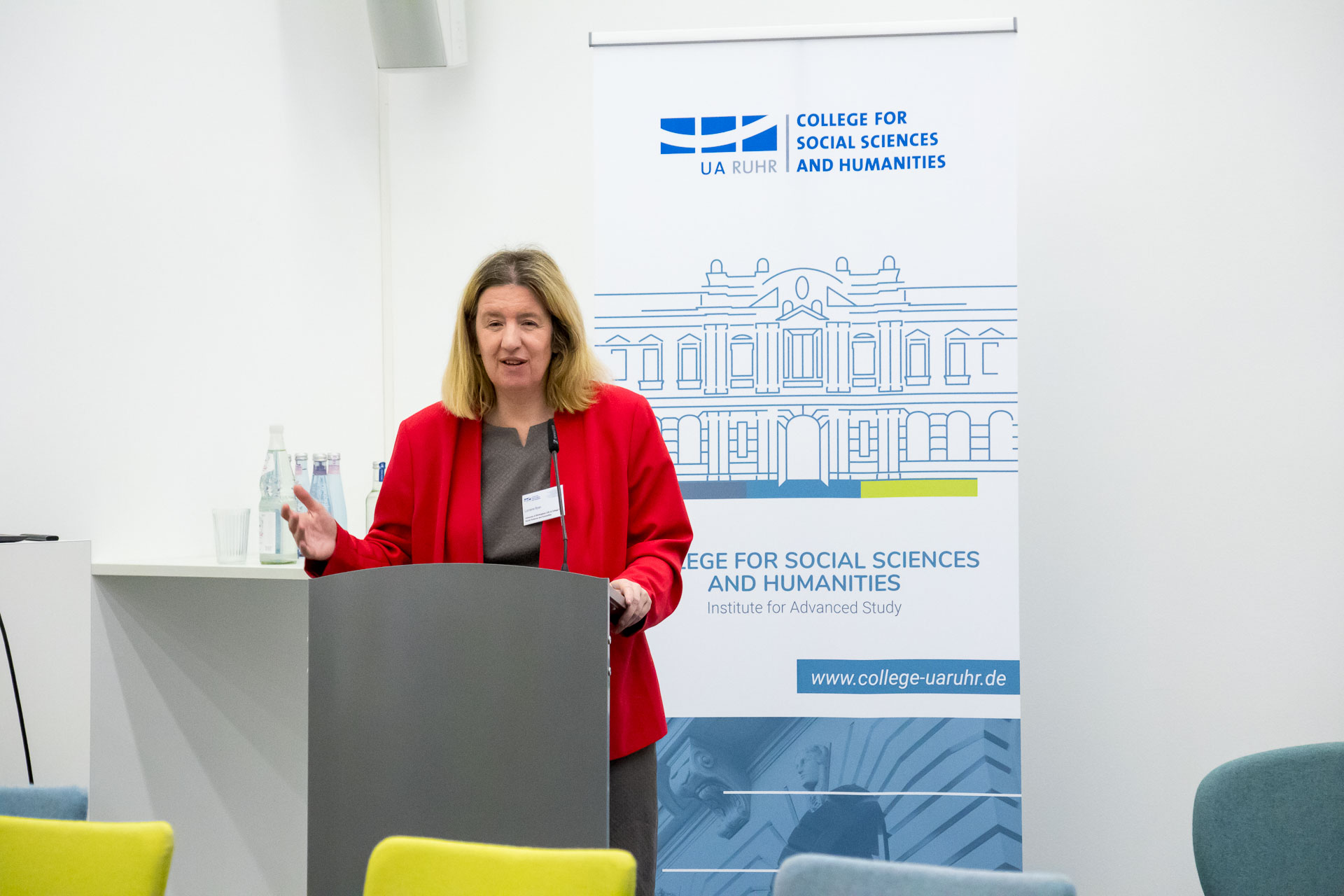 photo from the workshop 'Perpetrator Memory in Spanish culture', a speaker presenting