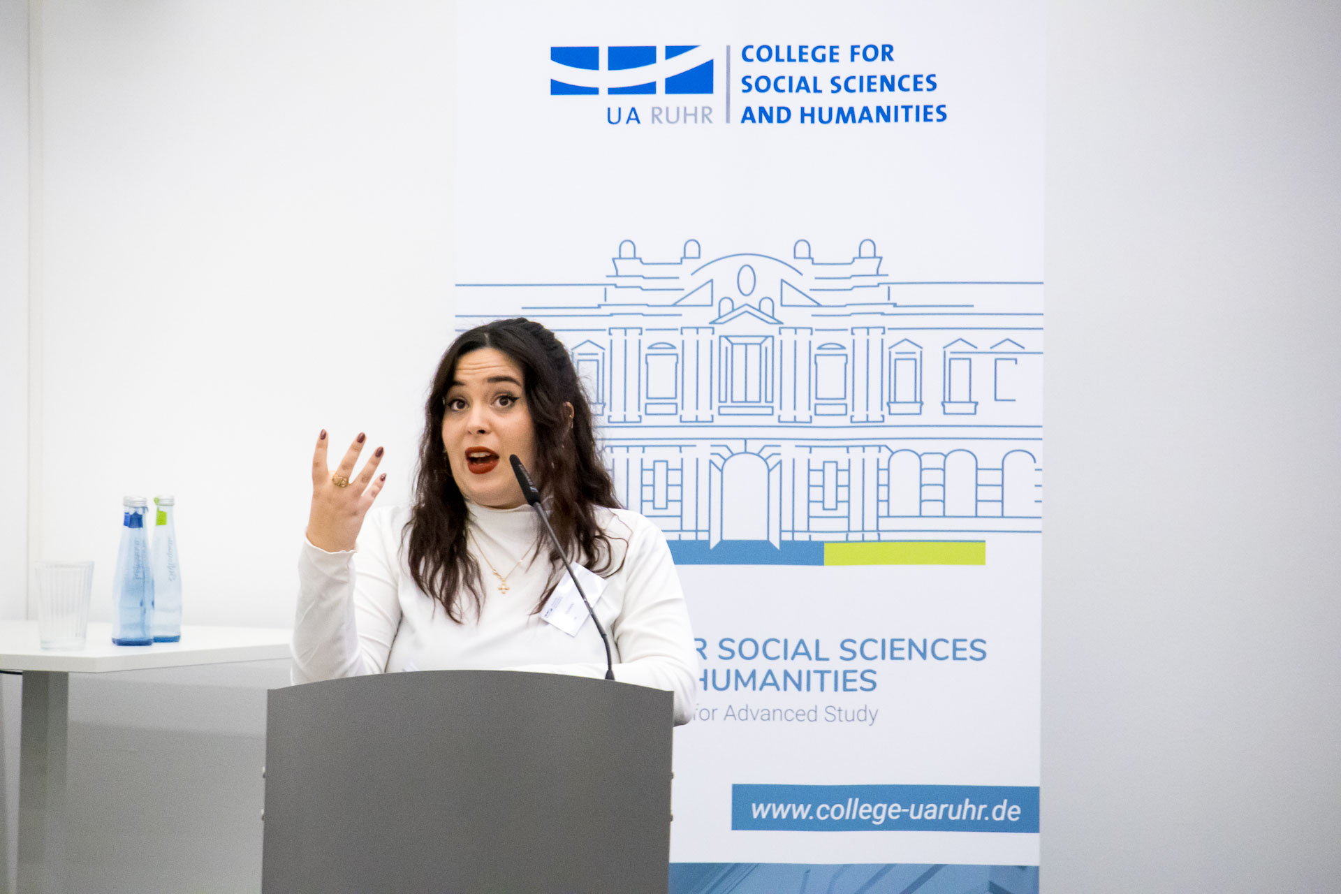 photo from the workshop 'Perpetrator Memory in Spanish culture', a speaker presenting