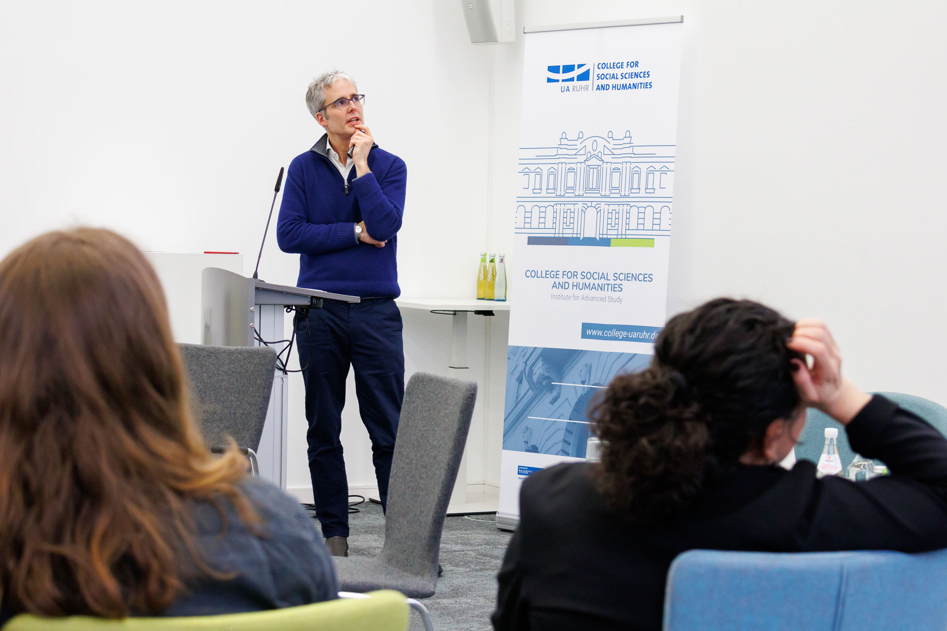 photo from the workshop 'Ethnic-Racial Socialisation', one of the convenors standing in front of the audience